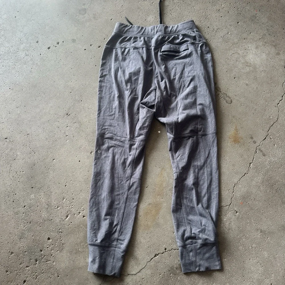 Lululemon Pants Mens Medium Gray Jogger‎ Sweatpants Elastic Drawstring Athletic